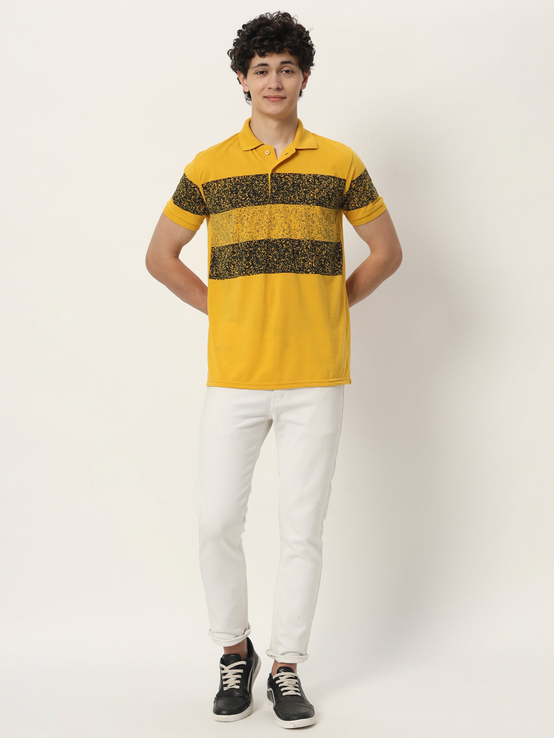 Men Micro Print Regular Fit Polo T-shirt