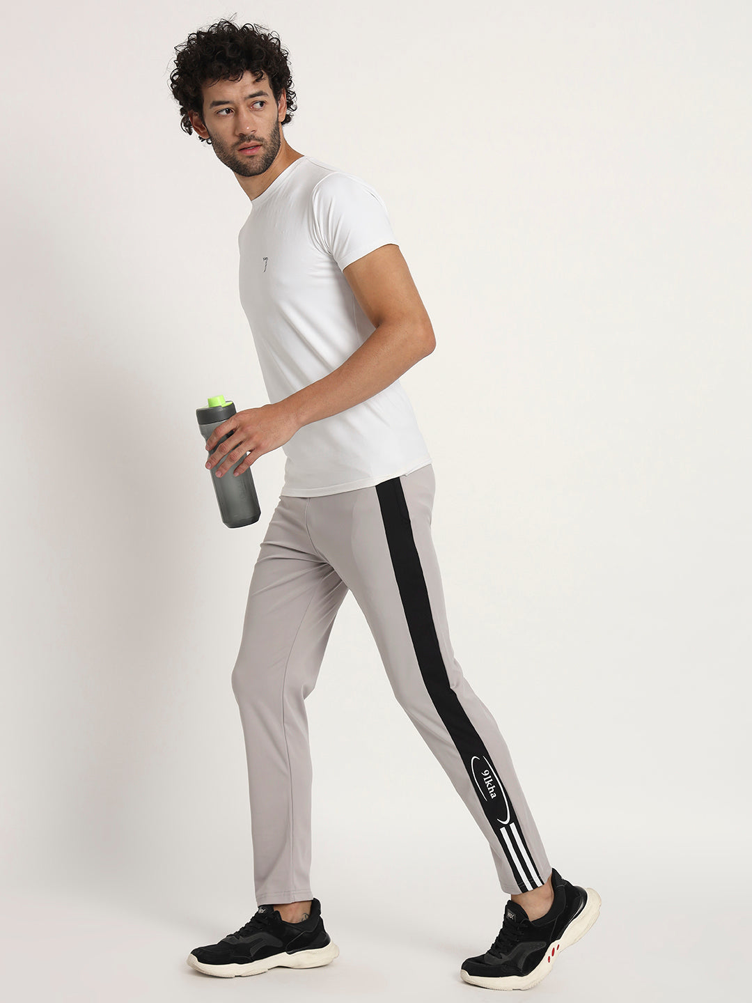Men Striped Colour-block 4 Way Lycra Track Pant