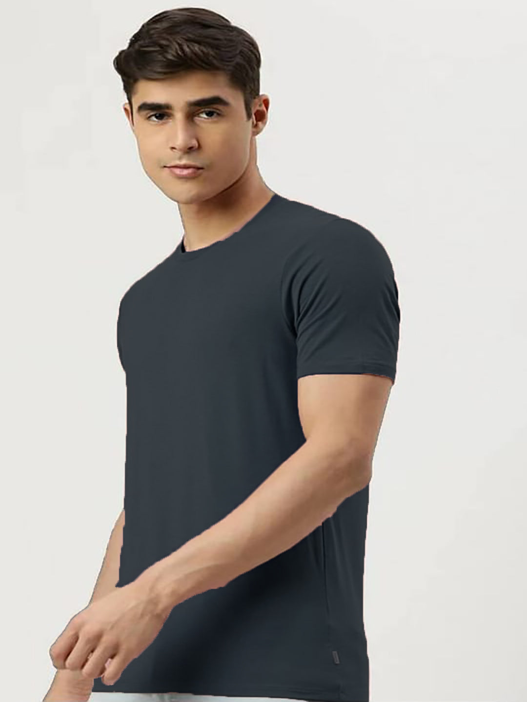 Men Regular Fit Round-Neck T-Shirt