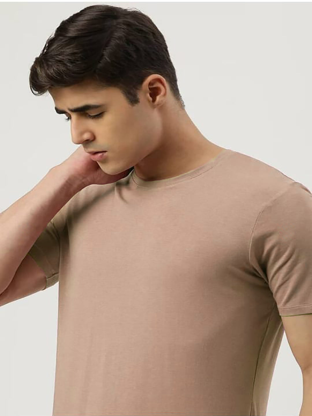 Men Regular Fit Round-Neck T-Shirt